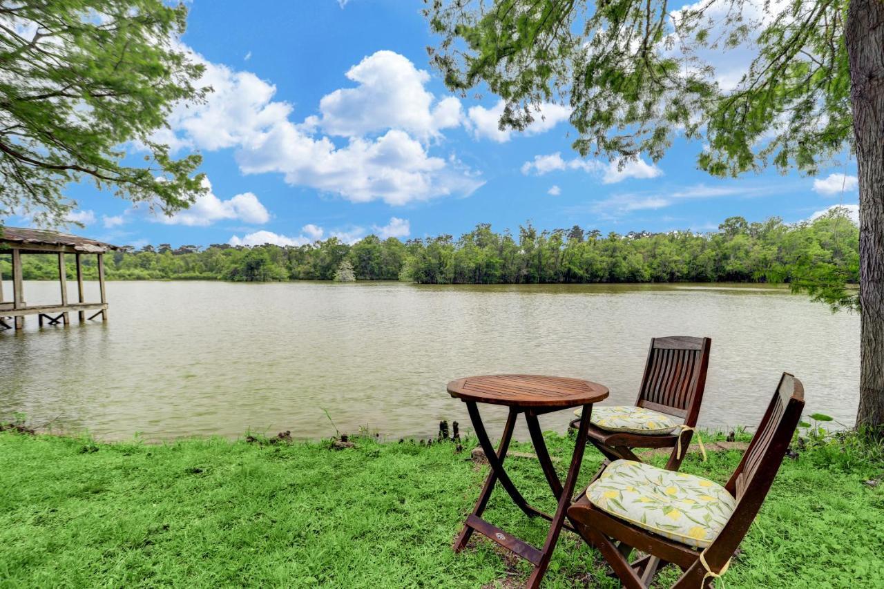 Kingwood Cottage - 10 Mins From Iah - Lake Front Humble Eksteriør bilde